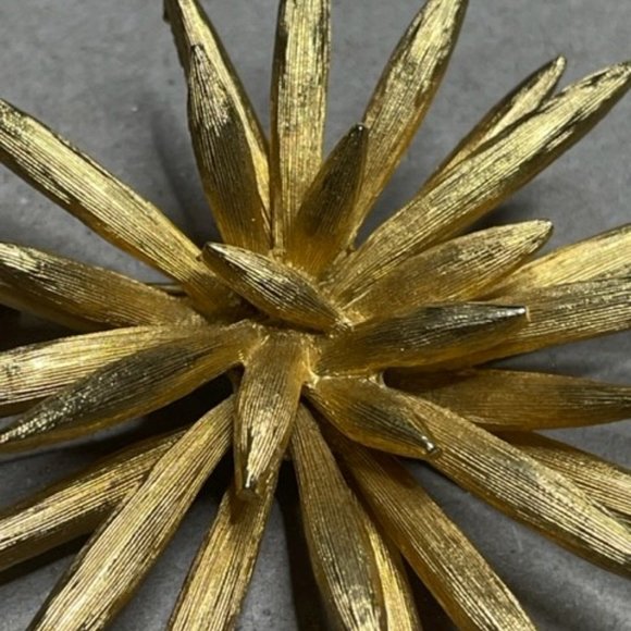 Marcel Boucher Starburst Brooch 1960's in Perfect Condition,  Sea Anemone - Picture 7 of 7